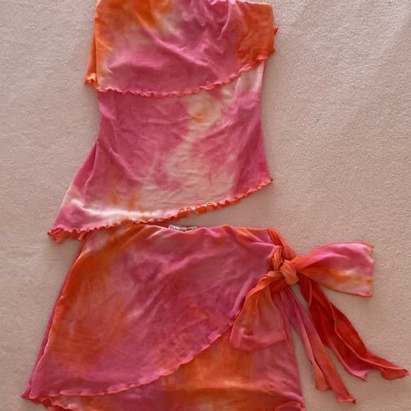 Fashion Nova Dresses & Skirts - Vibrant Pink and Orange Women's Skirt